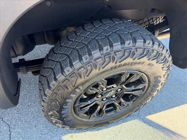 Used 2025 Riptide Blue Metallic Chevrolet ZR2 image 26