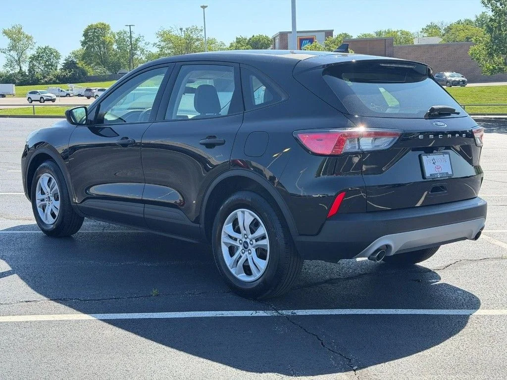 2022 Ford Escape S - Photo 19