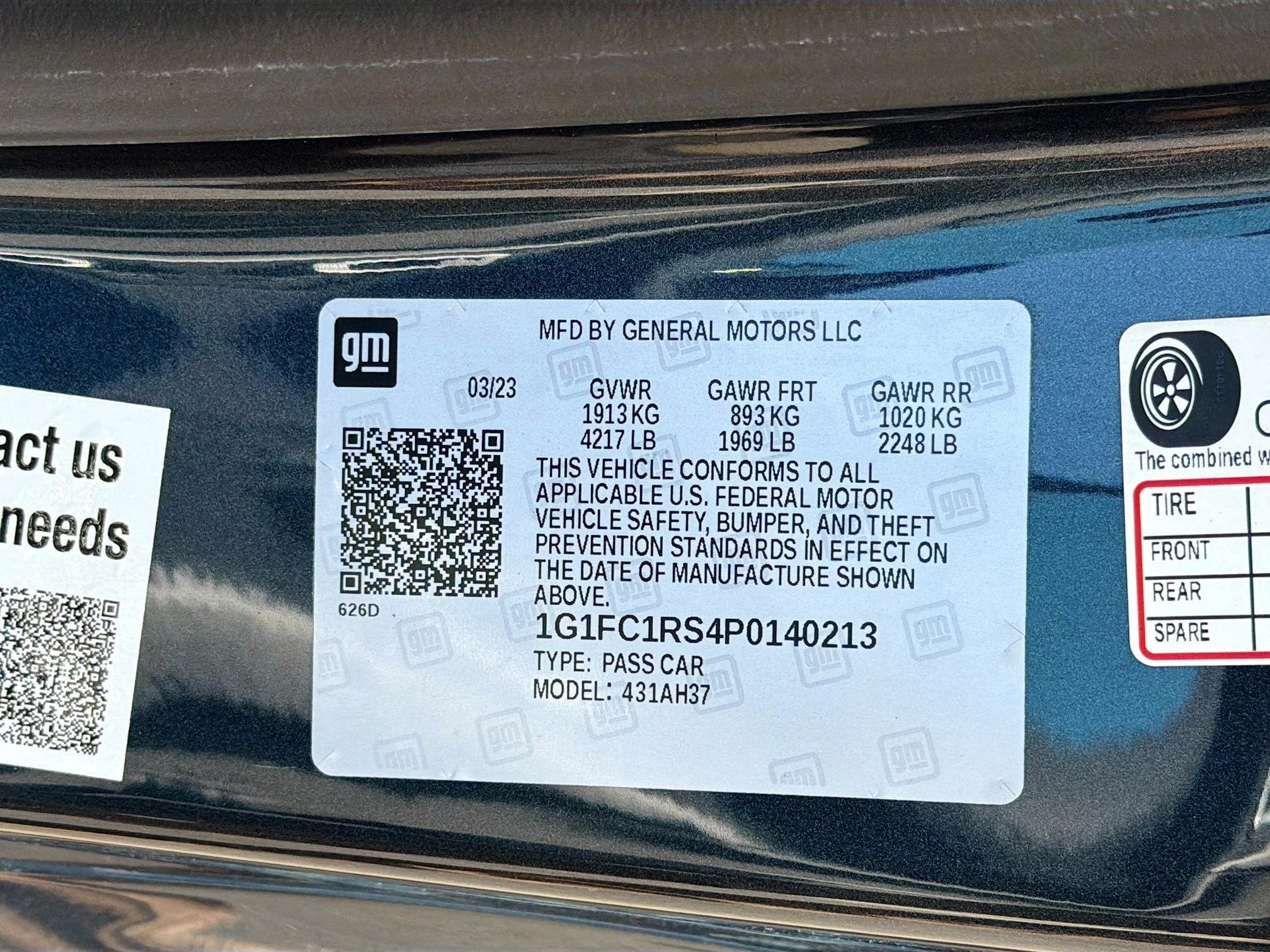 Used 2023 Shadow Gray Metallic Chevrolet 2LT image 40