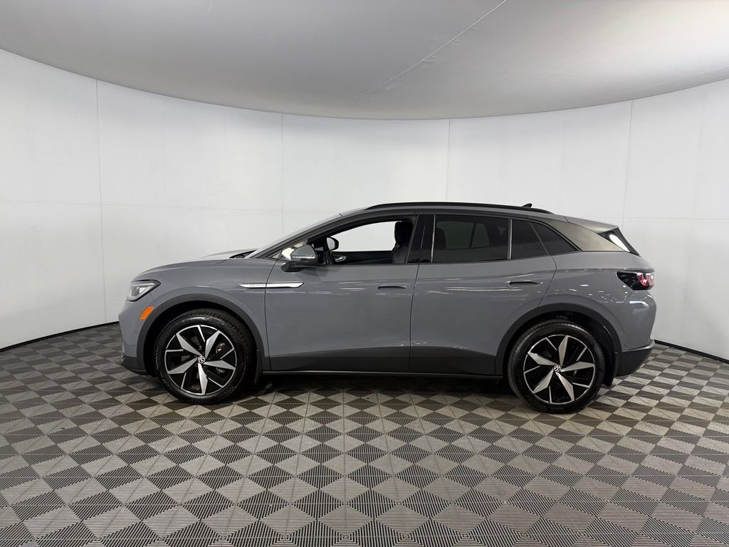 Used 2023 Gray Volkswagen Pro S image 11