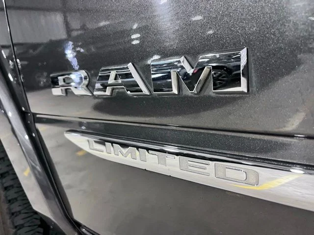 2024 RAM Ram 3500 Pickup Limited - Photo 32