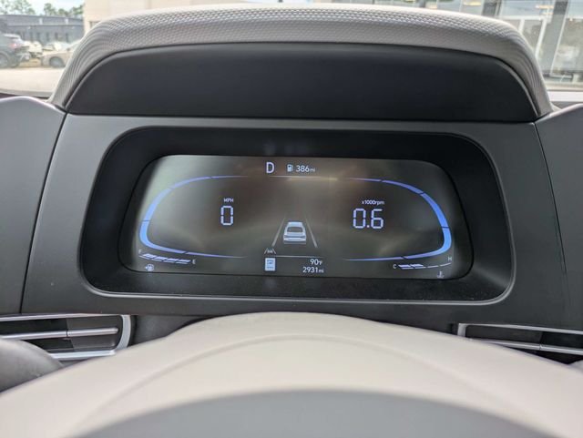 Used 2025 Gray Hyundai SEL Sport image 26