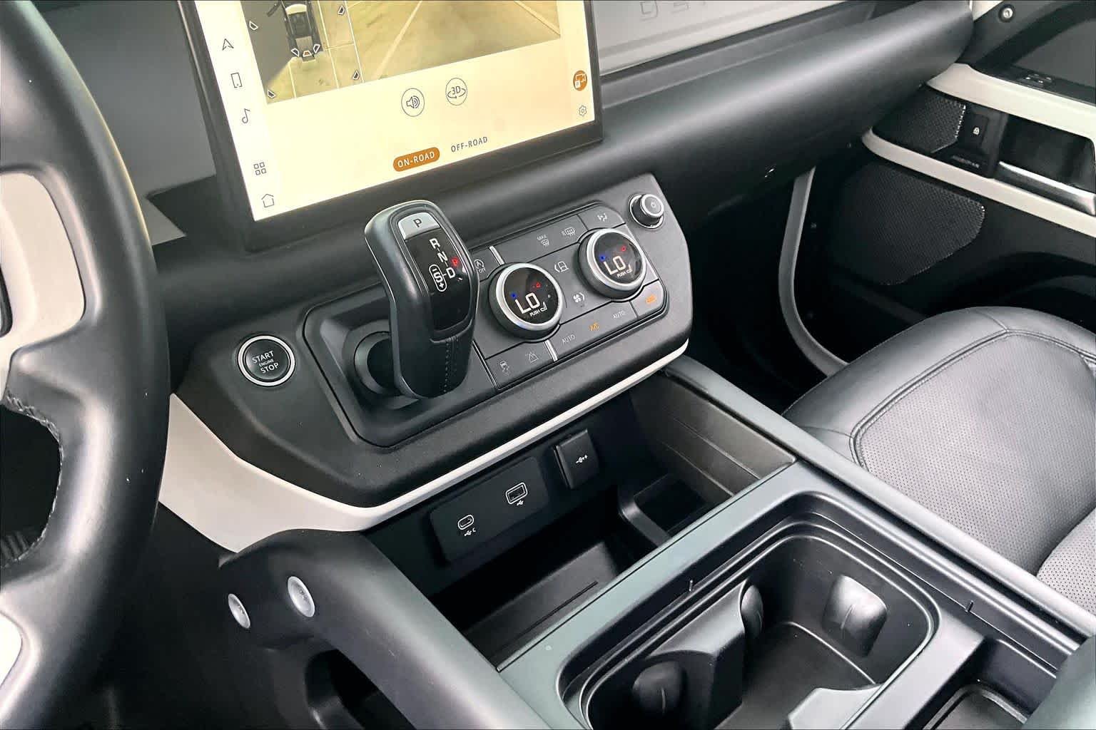 Used 2023 Fuji White Land Rover S image 15