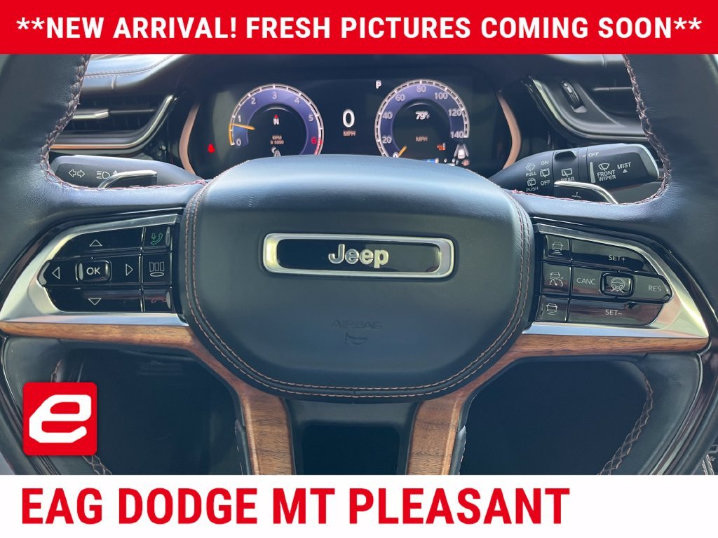 Used 2022 White Jeep Summit Reserve image 8