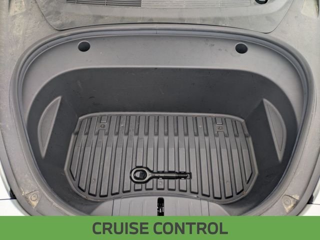 Used 2022 White Tesla Long Range image 24