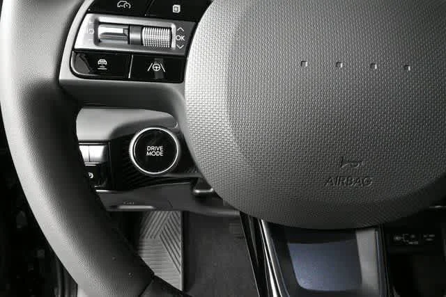 New 2026 Atlas White Hyundai SEL image 19