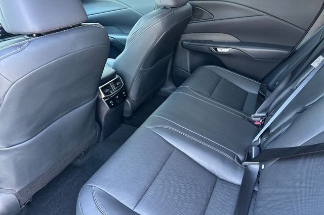 Used 2024 White Lexus 350 Premium Plus image 14
