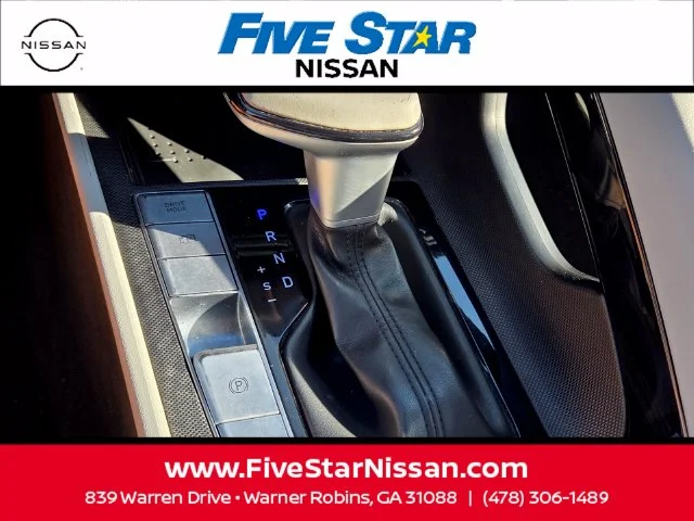 Used 2023 Blue Hyundai Limited image 25