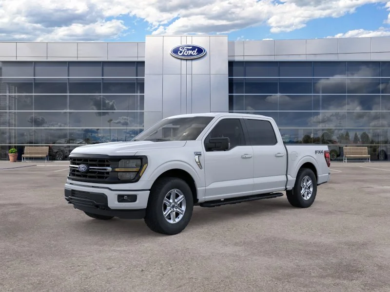 New 2026 Oxford White Ford XLT image 1
