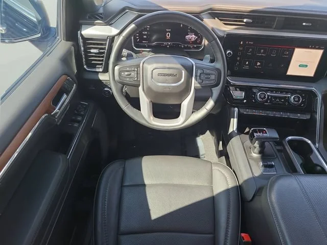 Used 2023 Onyx Black GMC Denali image 10