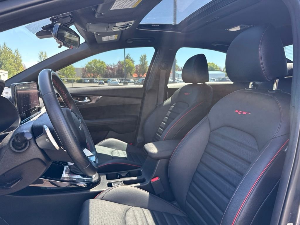 Used 2024 Gravity Gray Kia GT image 9