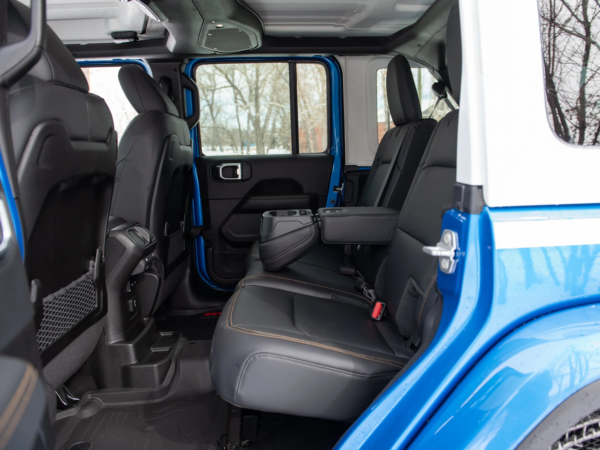 New 2026 Blue Jeep Sahara WhiteCap* 4 Door 4x4, McKinley Leather, Blind-Spot image 24