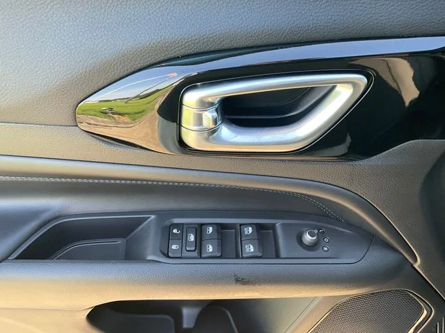 New 2026 Fathom Blue Pearl Coat Jeep Latitude image 14