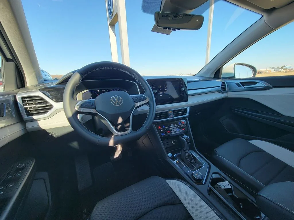 2026 Volkswagen Taos SEL - Photo 29