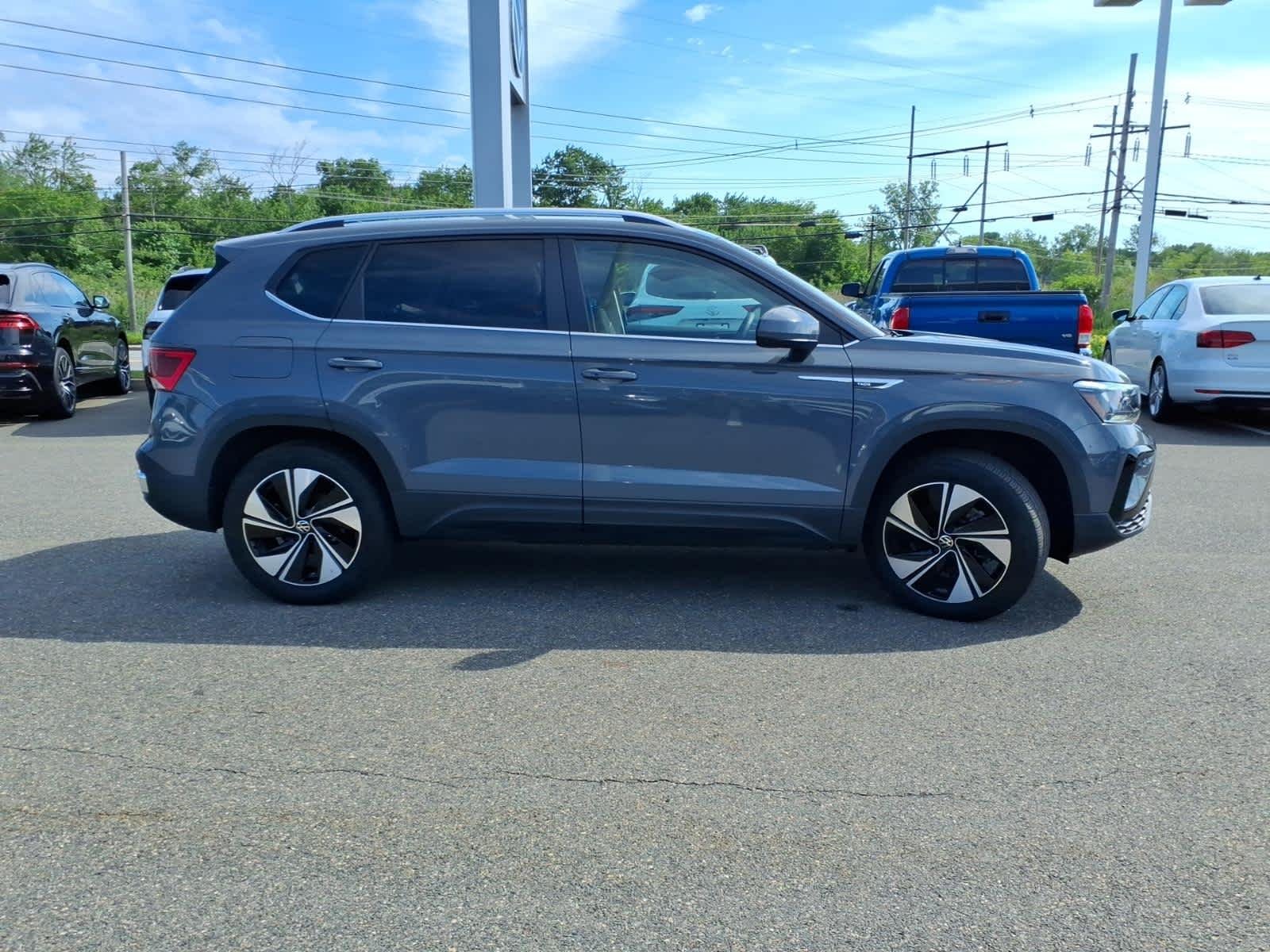 Certified Used 2024 Pure Gray Volkswagen SE image 4