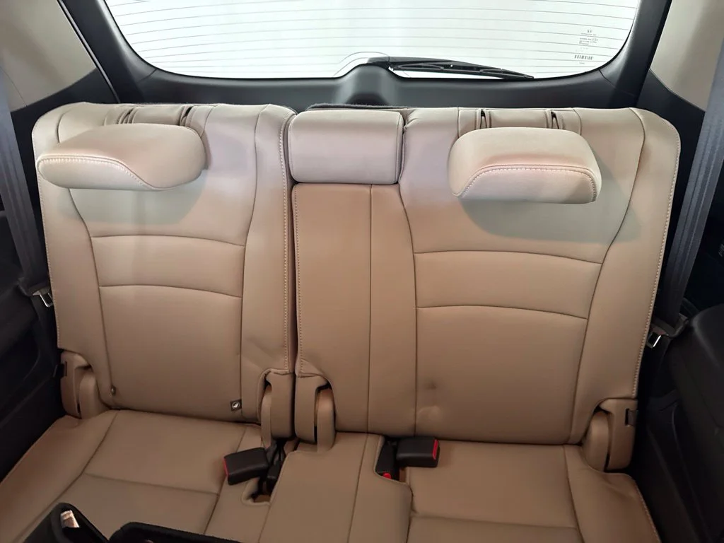 Used 2017 White Honda EX-L image 50