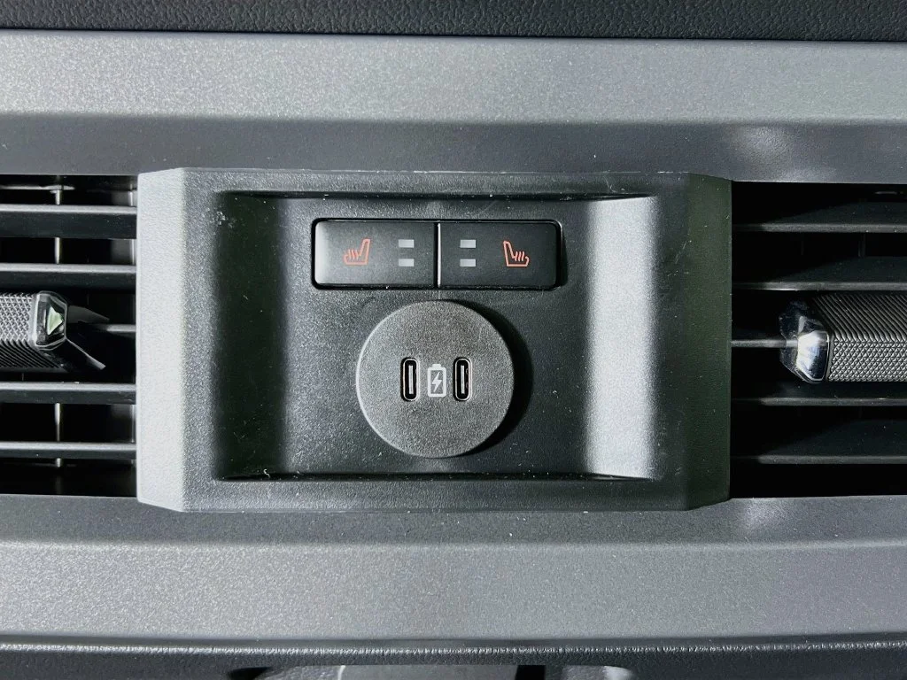 New 2027 Agate Black Metallic Ford Lariat image 28