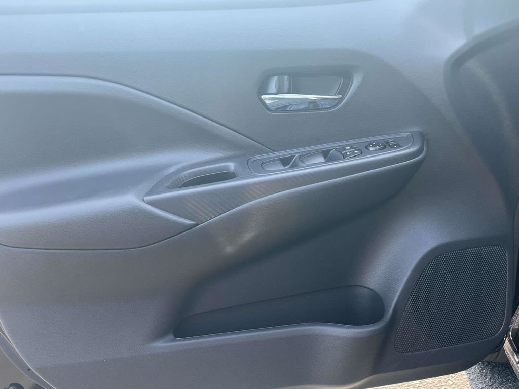 2025 Nissan Versa Sedan SV - Photo 18