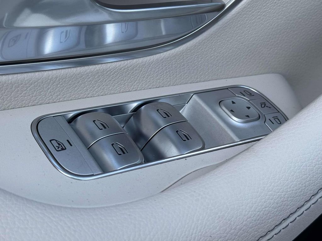 New 2026 Polar White Mercedes-Benz GLE 450 image 18