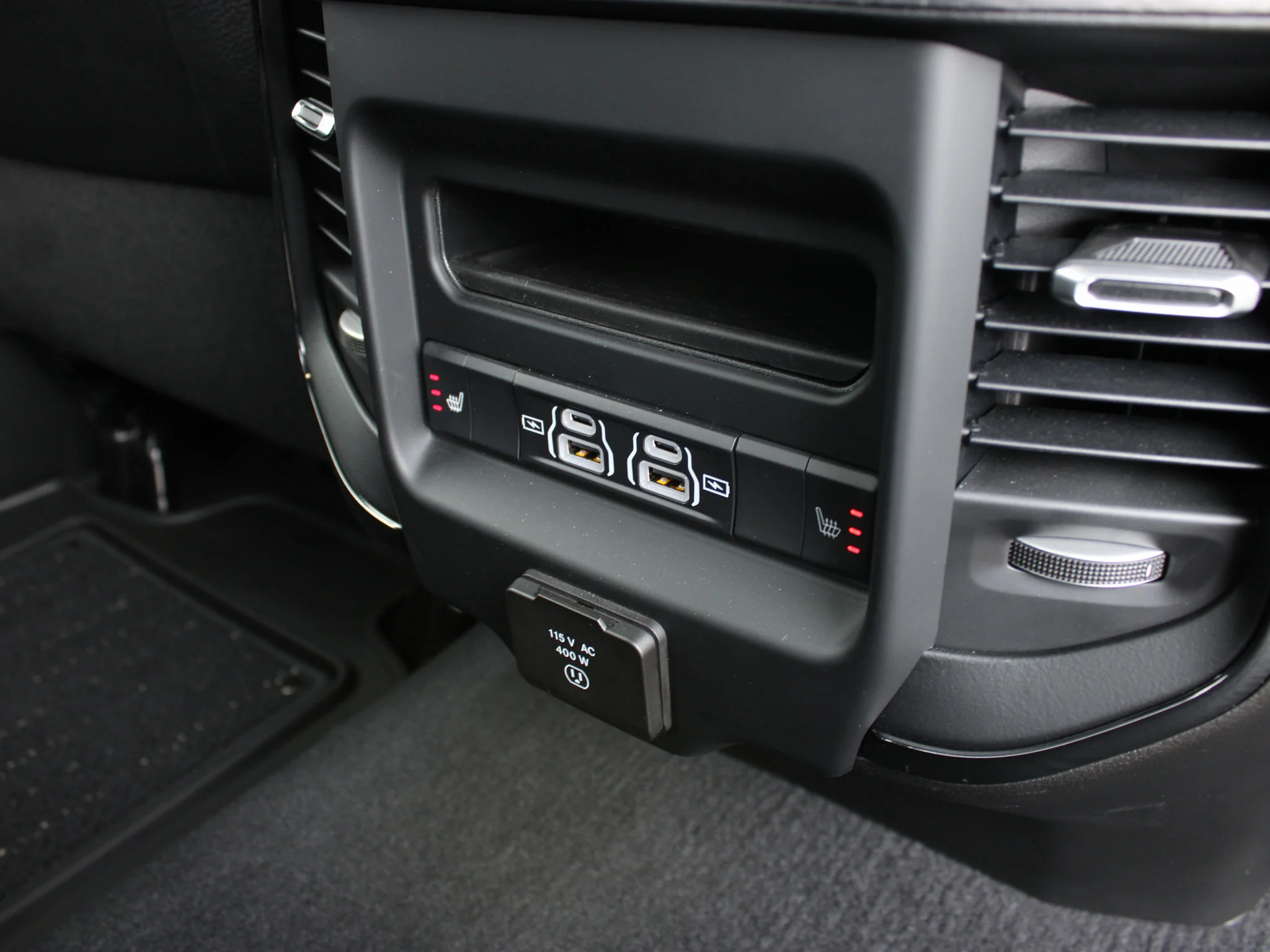 Certified Used 2024 White RAM Limited * No Accidents | Cummins | 5th Wheel & Gooseneck | Adaptive Cruise | Running Boards image 21