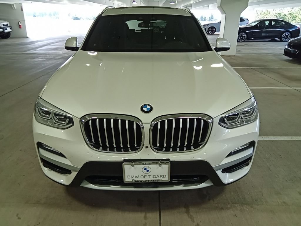 Used 2019 Mineral White Metallic BMW xDrive30i image 2