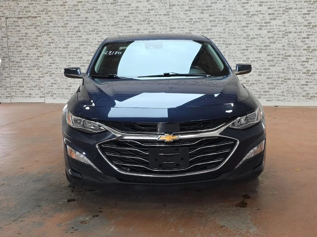 Used 2022 Blue Chevrolet Premier image 2