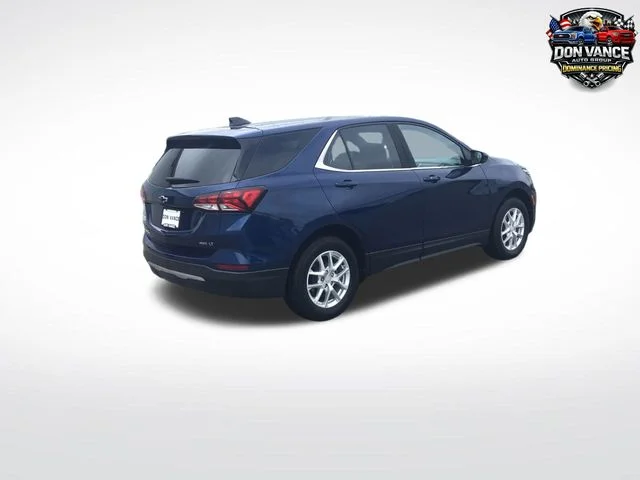 Used 2023 Blue Chevrolet LT image 5