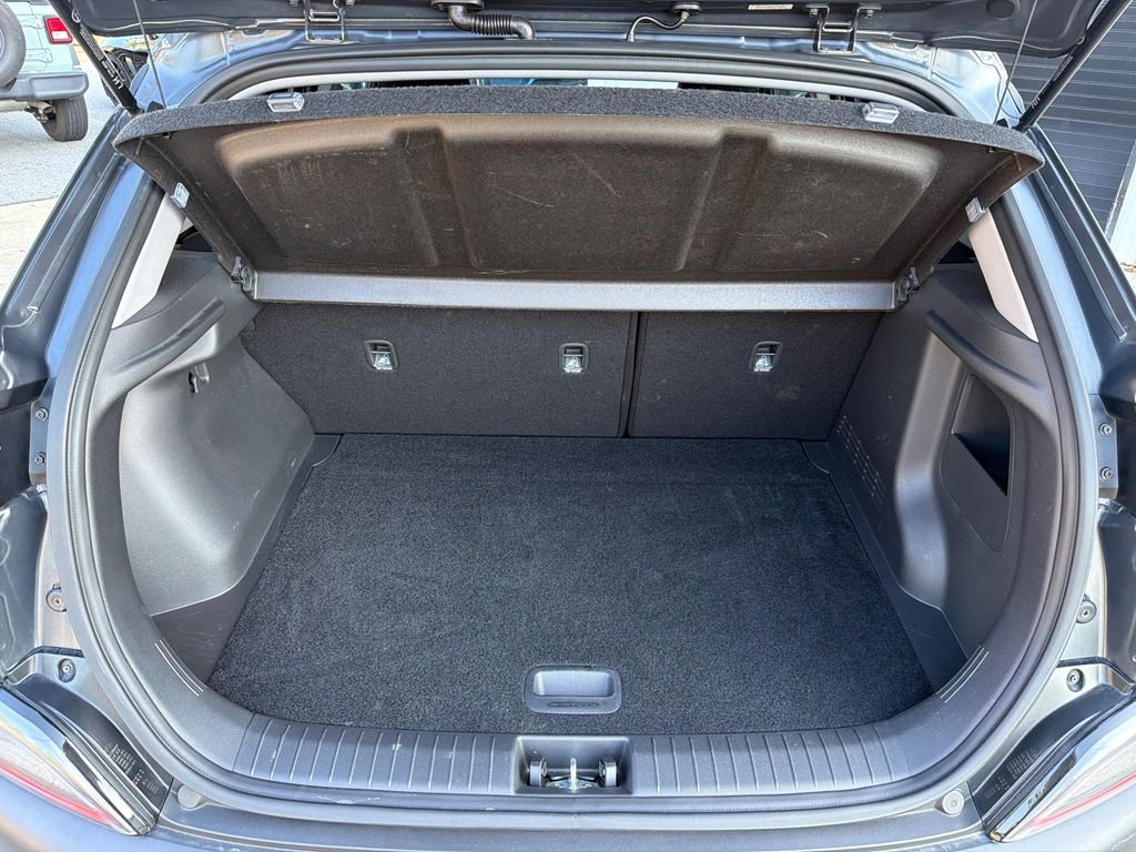 2022 Hyundai Kona SEL - Photo 18