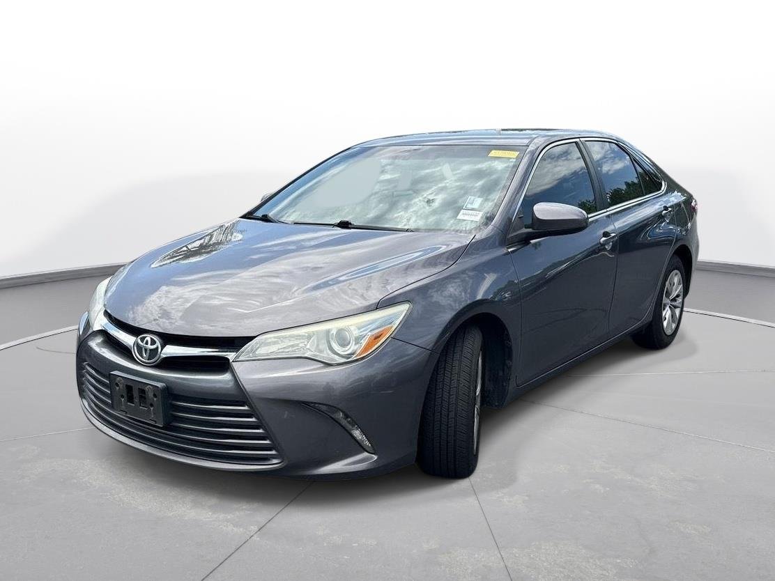 Used 2016 Predawn Gray Mica Toyota LE image 2