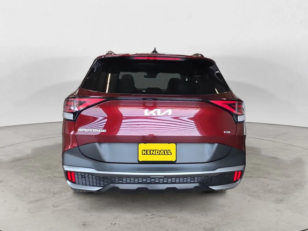 Used 2023 Red Kia X-Line Prestige image 6
