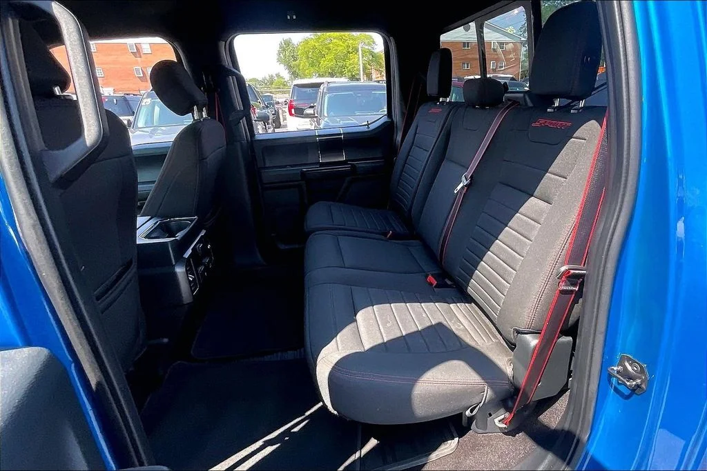 Used 2019  Ford XLT image 25
