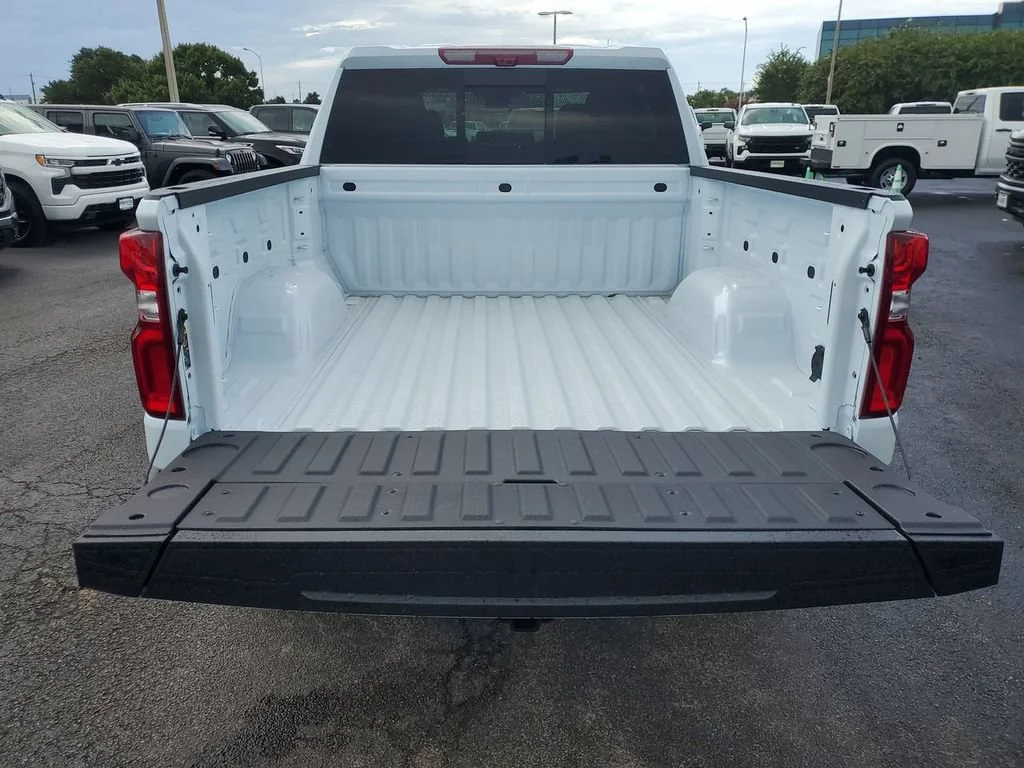 New 2026 Polar White Tricoat Chevrolet LTZ image 33