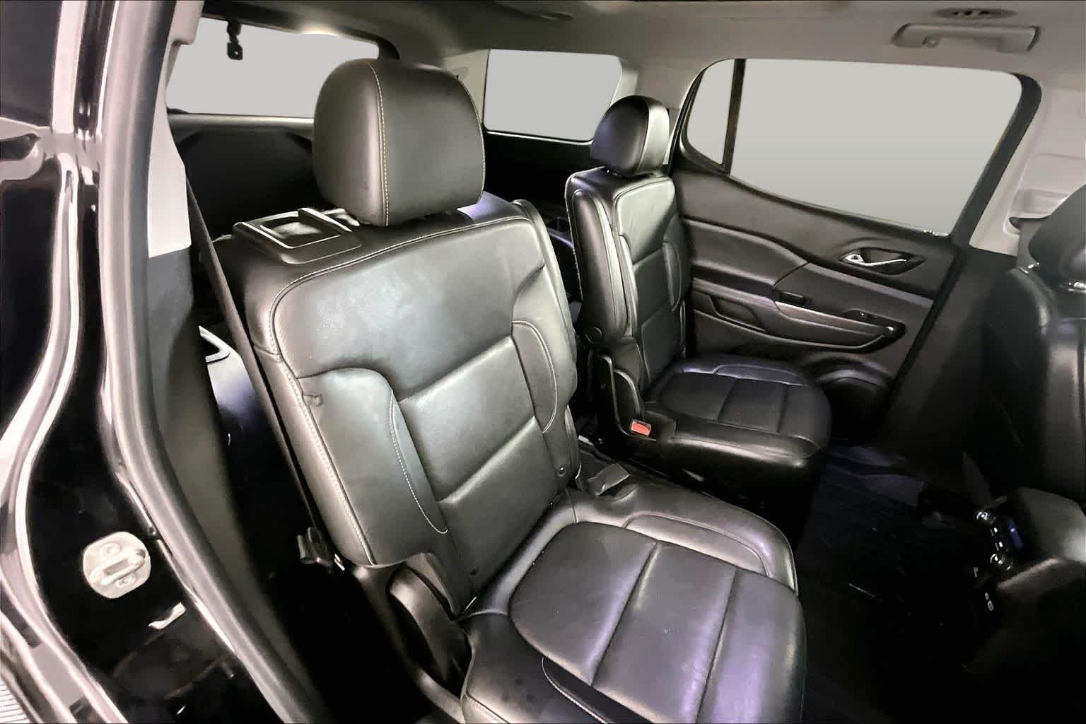 Used 2022 Ebony Twilight Metallic GMC SLT image 19