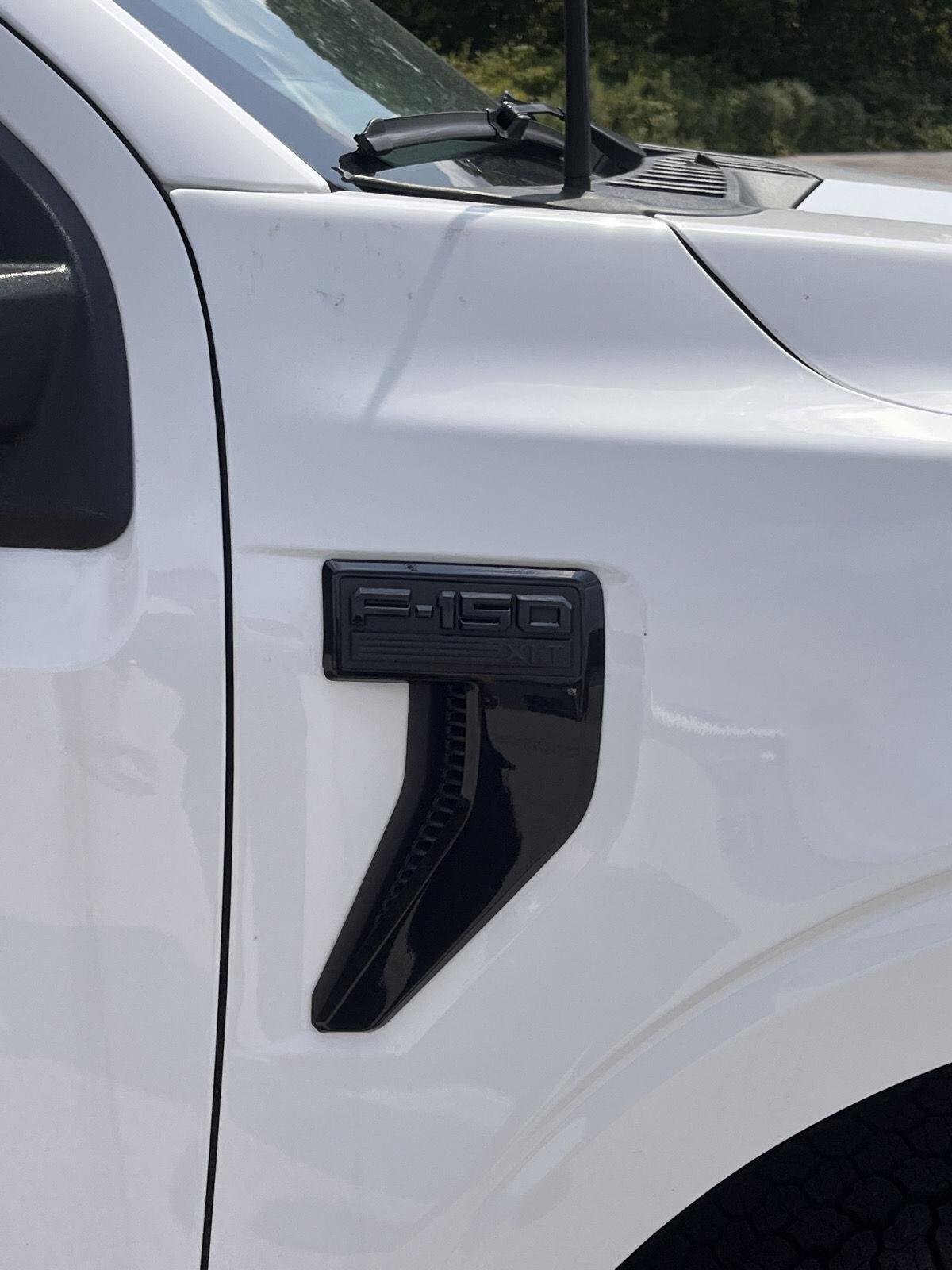 Used 2025 Oxford White Ford XLT image 13