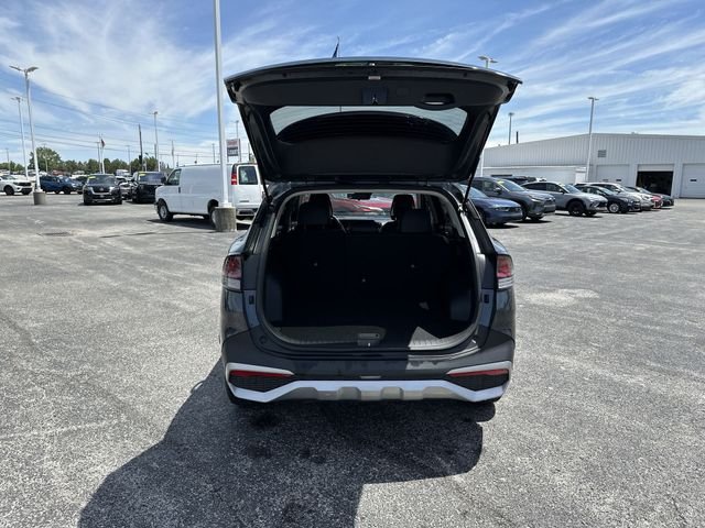 Used 2023 Gray Kia EX image 22