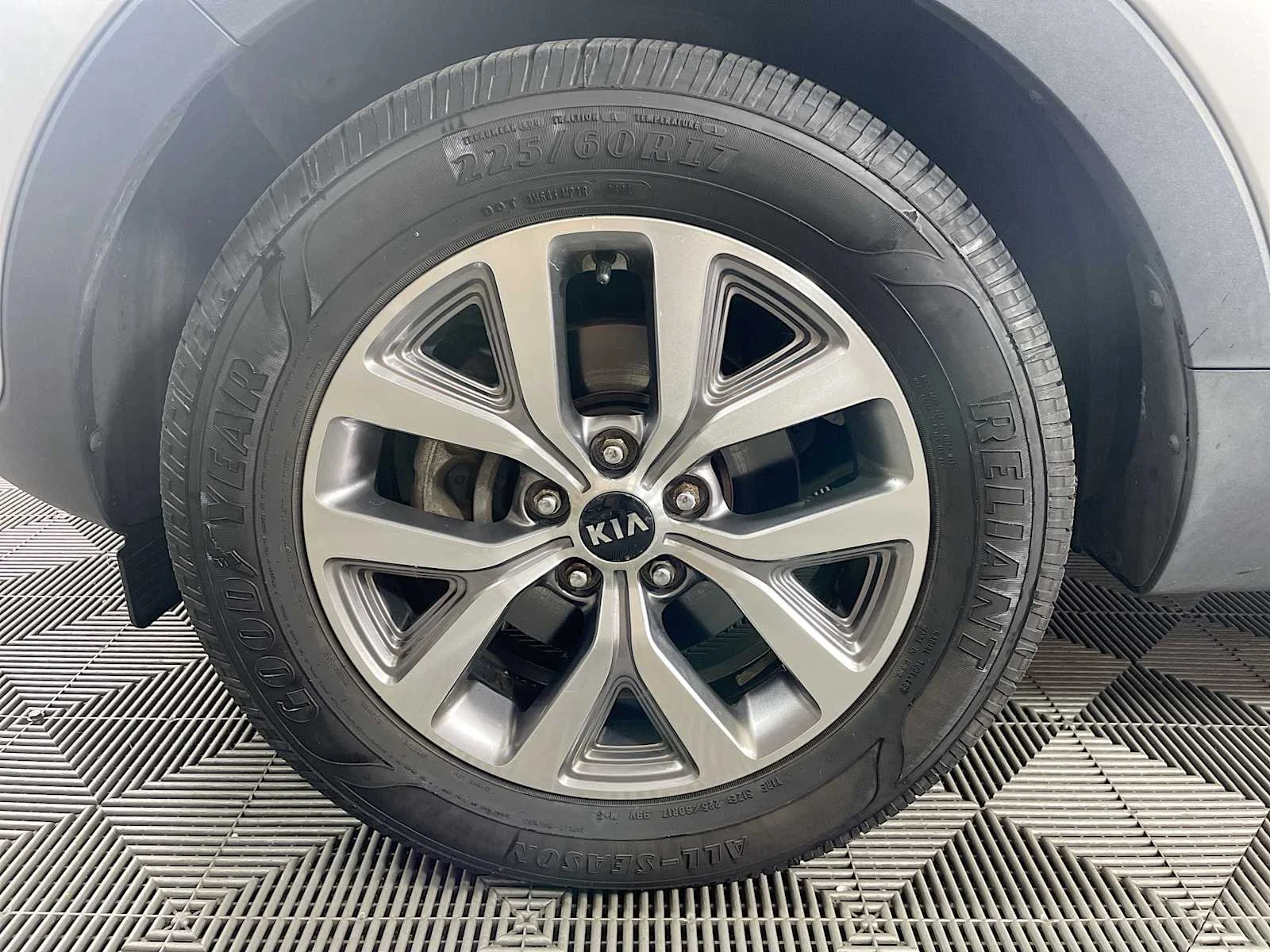 Used 2016 Bright Silver Kia LX image 27