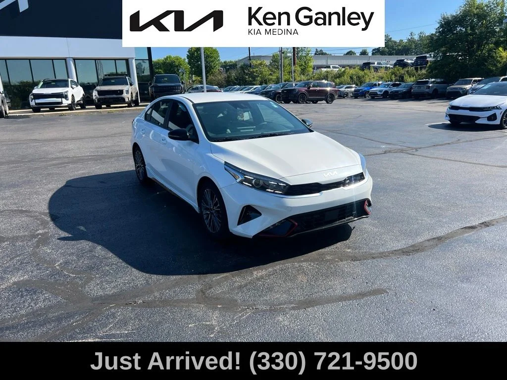 Certified Used 2024 White Kia GT-Line image 3