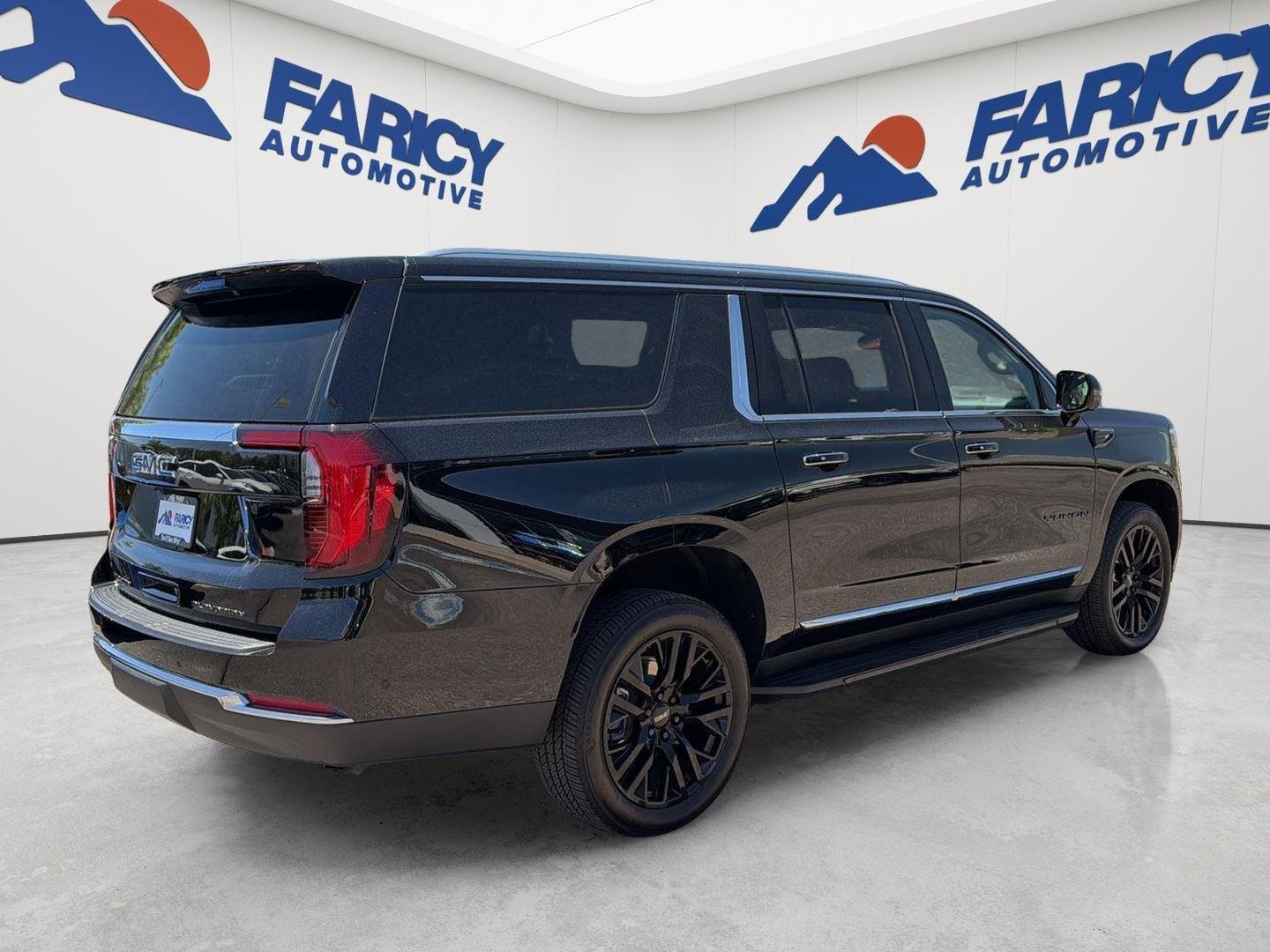 Used 2026 Onyx Black GMC Elevation image 5