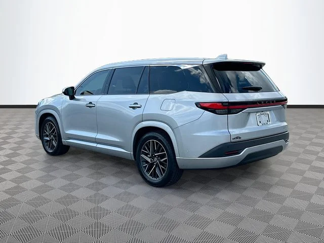 Used 2024 Silver Lexus 350 Luxury image 7