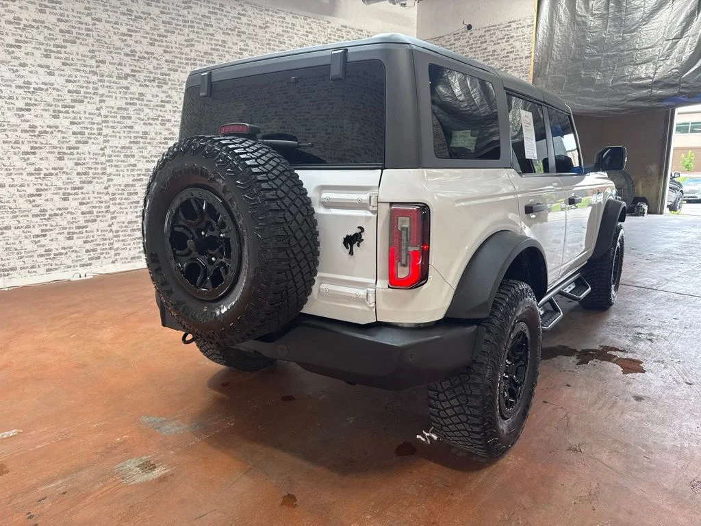 Used 2024 White Ford Wildtrak image 7