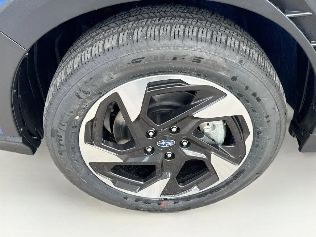New 2027  Subaru Limited image 38