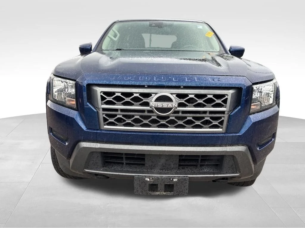 Used 2022 Blue Nissan SV image 9