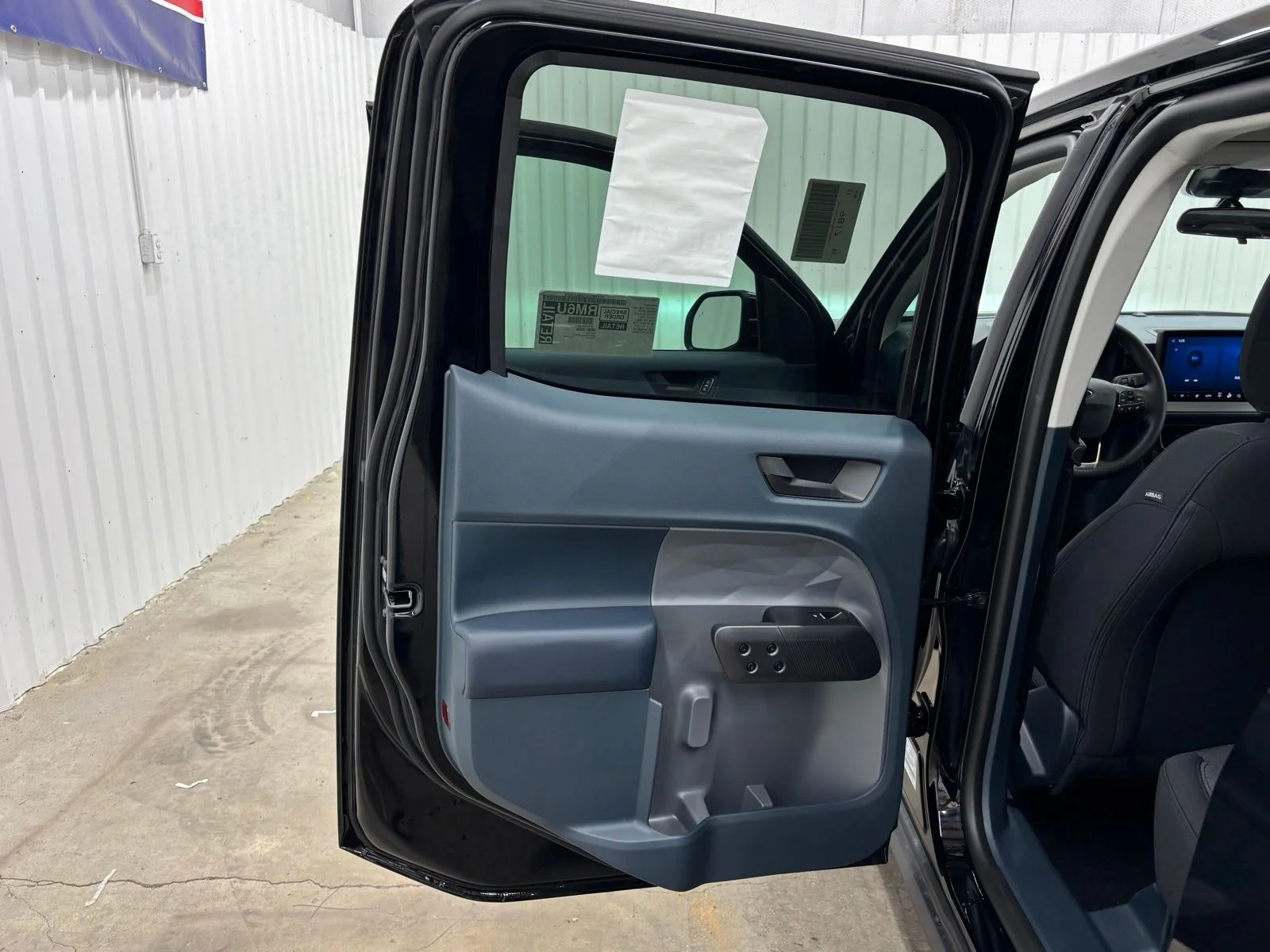 2025 Ford Maverick XLT - Photo 23