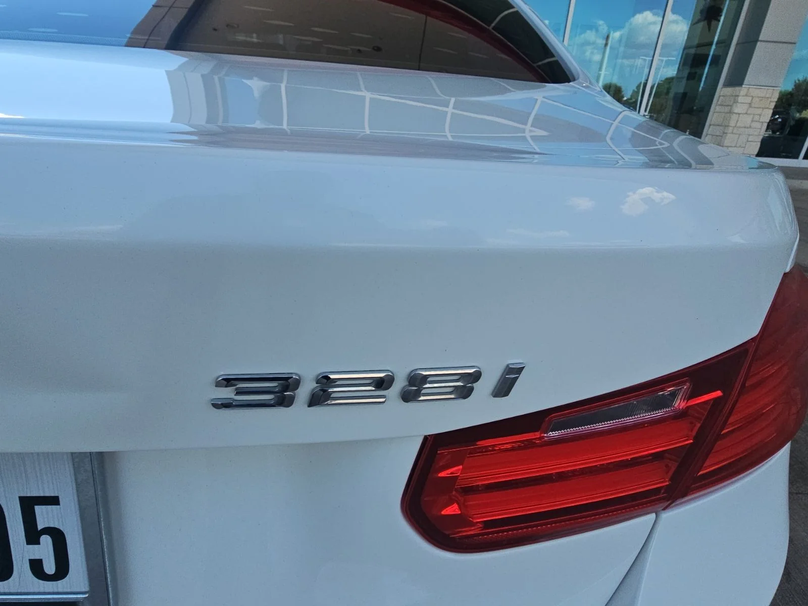 Used 2015 White BMW 328i image 13