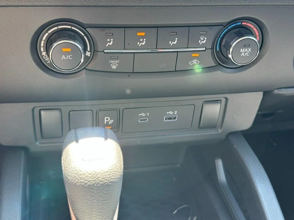 New 2026 Glacier White Nissan King Cab® S image 12