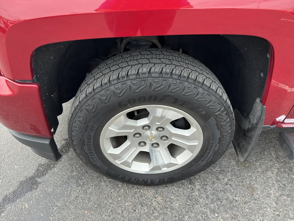 Used 2018 Cajun Red Tintcoat Chevrolet LTZ image 34