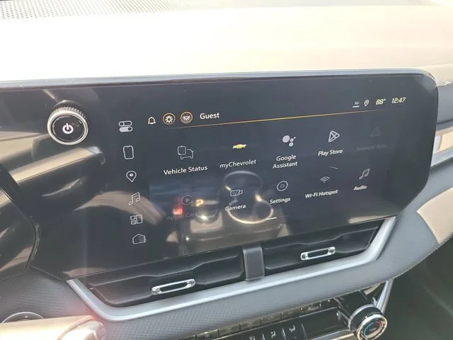 New 2026 Summit White Chevrolet LT image 25
