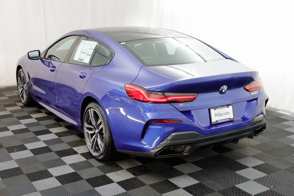 2026 BMW 8 Series 840i - Photo 17