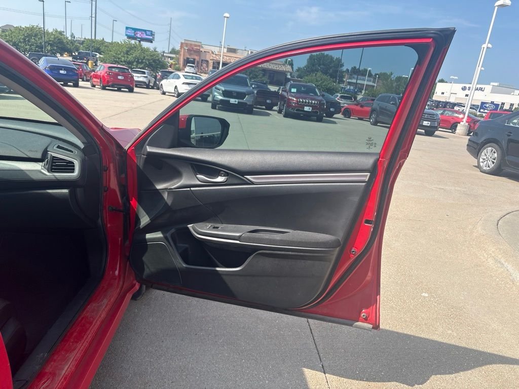 Used 2016 Red Honda LX image 21