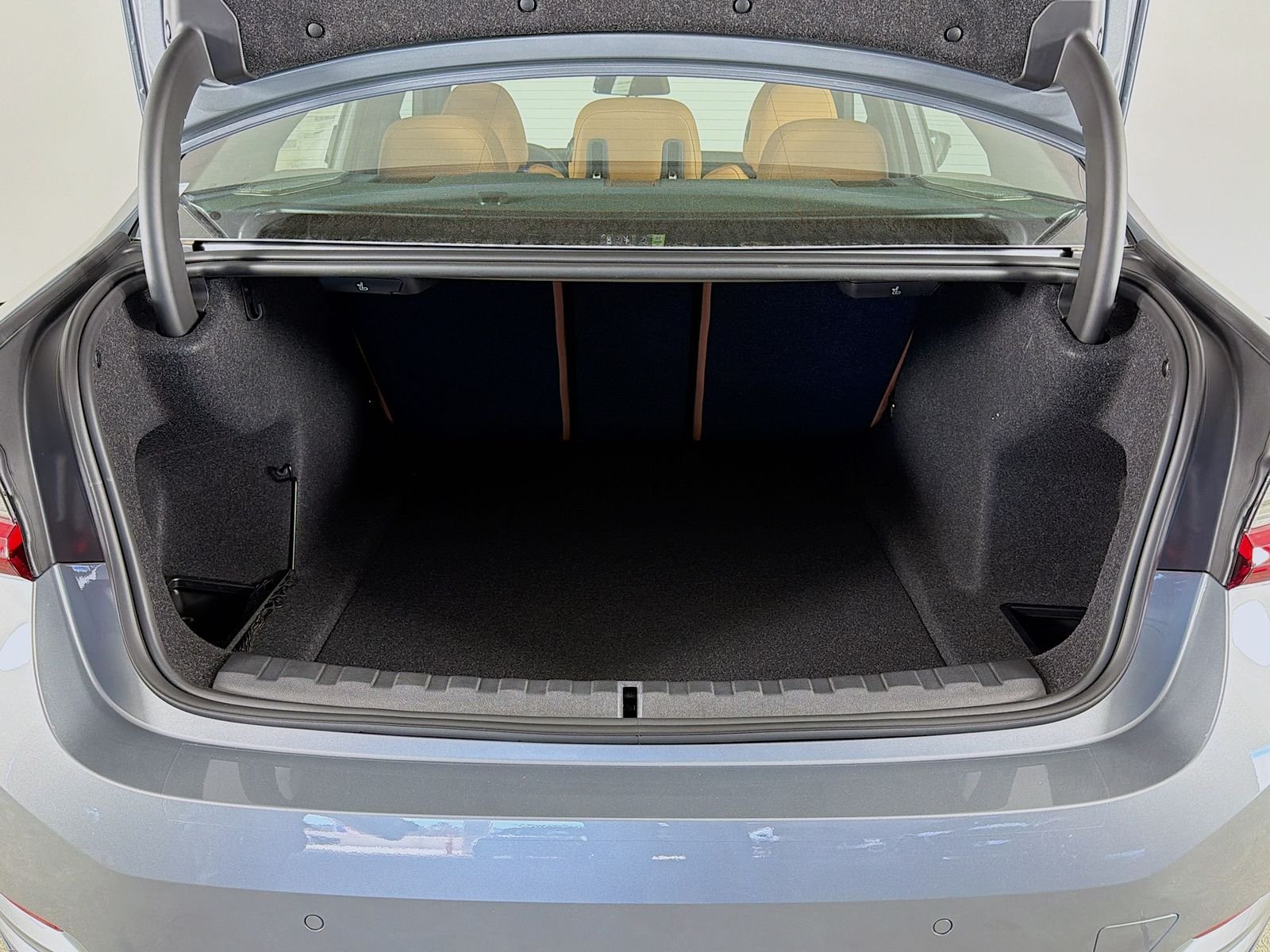 New 2026 Skyscraper Grey Metallic BMW 330i image 28